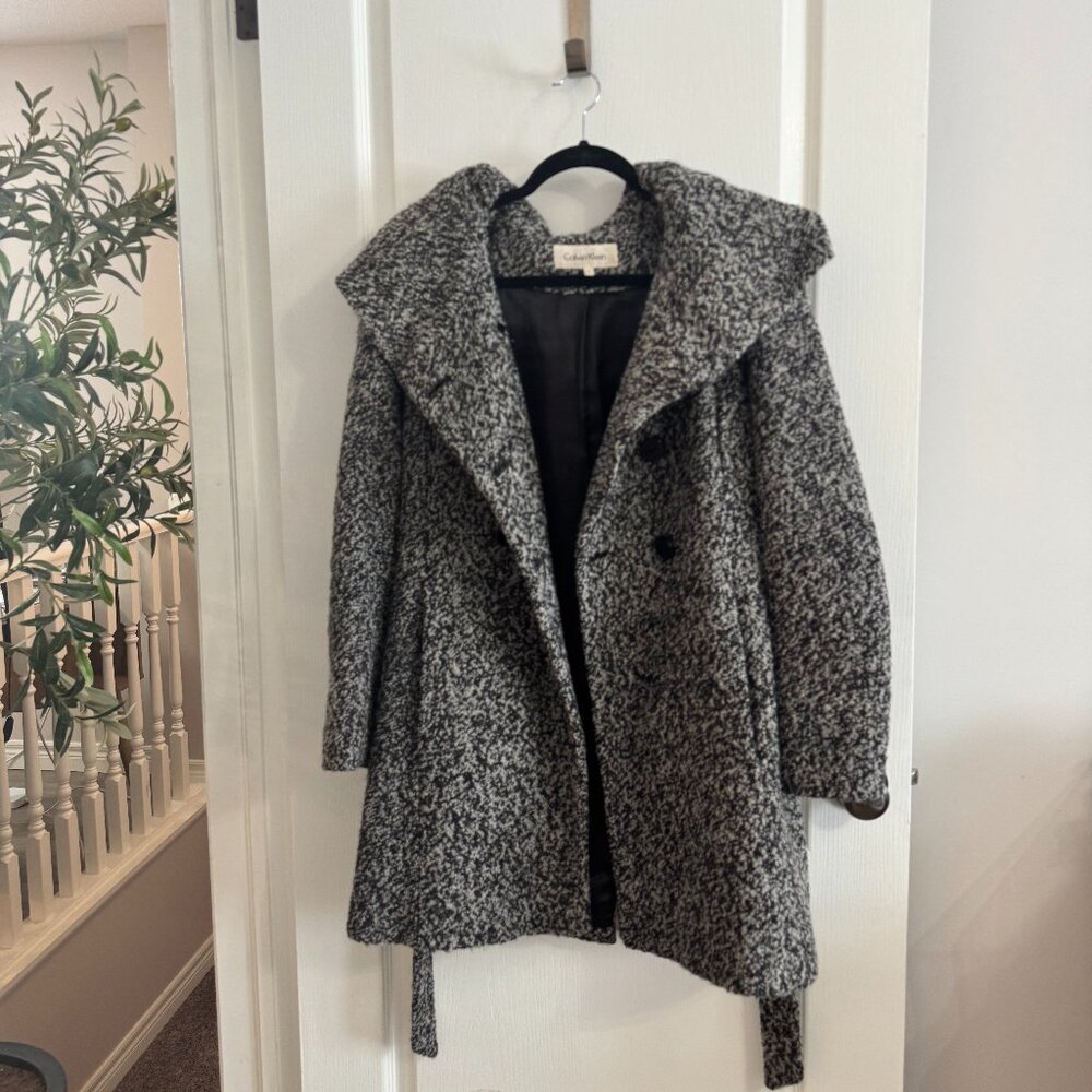 Calvin Klein Textured Hooded Coat – Grey/Black – Size 2